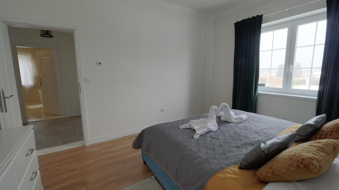 Apartmanovy Dom S Virivkou, Pod Secnom, Liptovsky Jan Villa Liptovský Mikuláš Exteriör bild