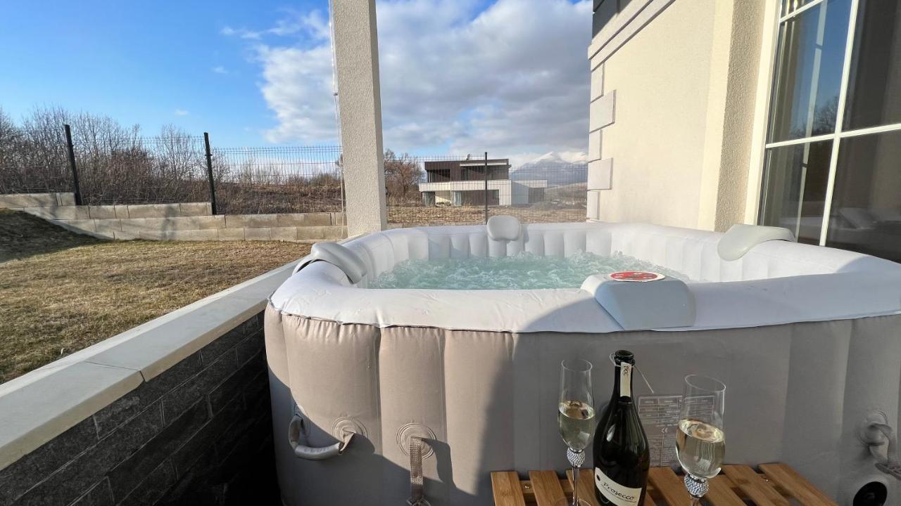 Apartmanovy Dom S Virivkou, Pod Secnom, Liptovsky Jan Villa Liptovský Mikuláš Exteriör bild